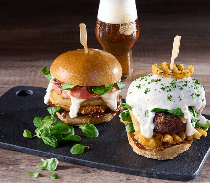 Burger-Savoyard-sur-une-planche