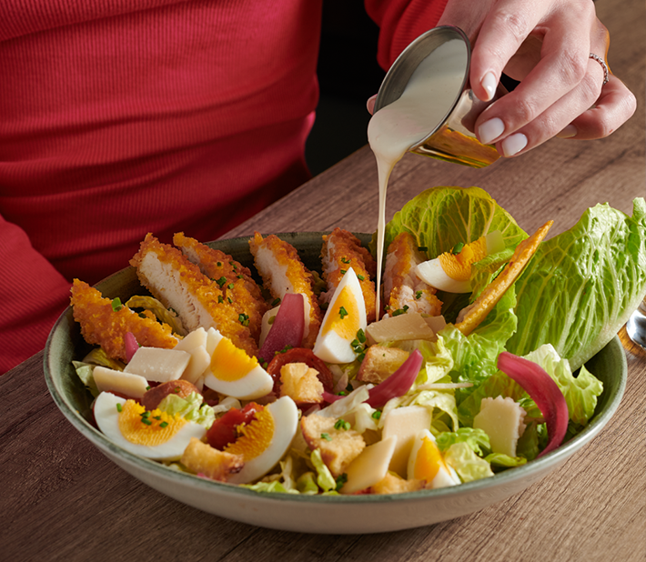 Salade-César-avec-sauce